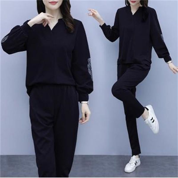 

female casual plus size tracksuits joint workout of two upper parts and korean training pants arise femme sets u6sj, White