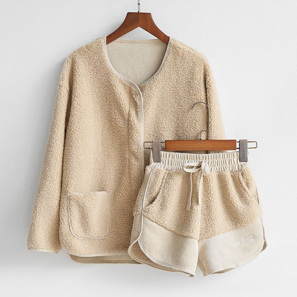 

2021 Spring New Arrival Solid Color Round Collar Long Sleeve Loose Elastic Waistcoat Shorts Two Pieces Women's Ensemble Esdt, Black;white