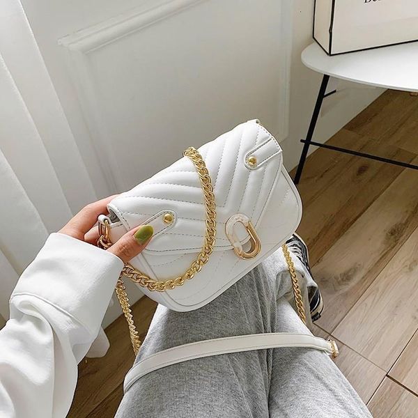 

chain lock embroidery small square texture wave fashion single shoulder new messenger versatile flap bag hckvu