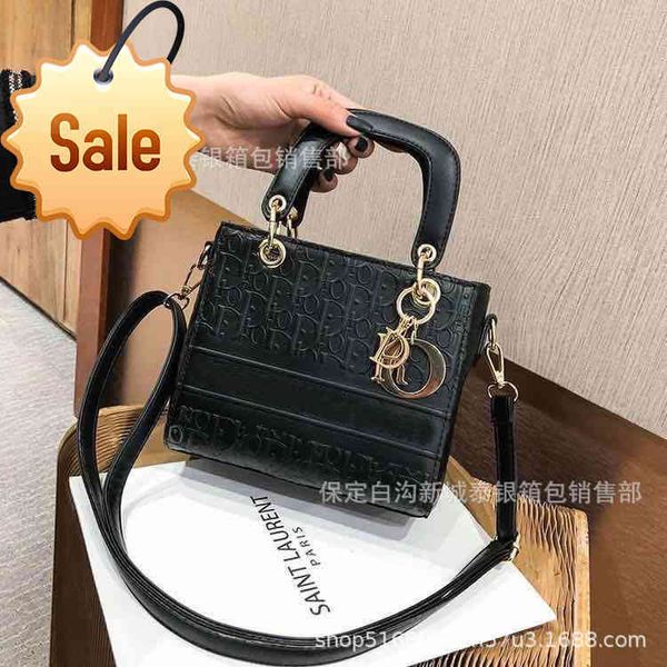 

2021 new star with one shoulder cross carry bridal bag