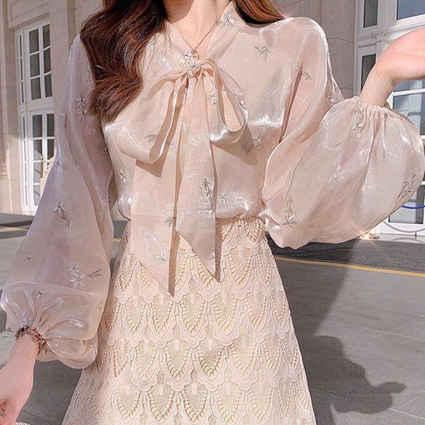 

2021 new autumn women bow long sleeve chiffon shirt female slim waist design polyester fashion korean styles elegant short blouses w119, White
