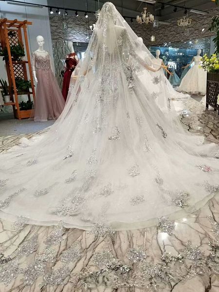 

Dubai Mother Of Bride Shiny Grey Dress Long Sleeve O Neck Long Train Crystal Women Occasion Dress With Veil High Quality evening, Gray