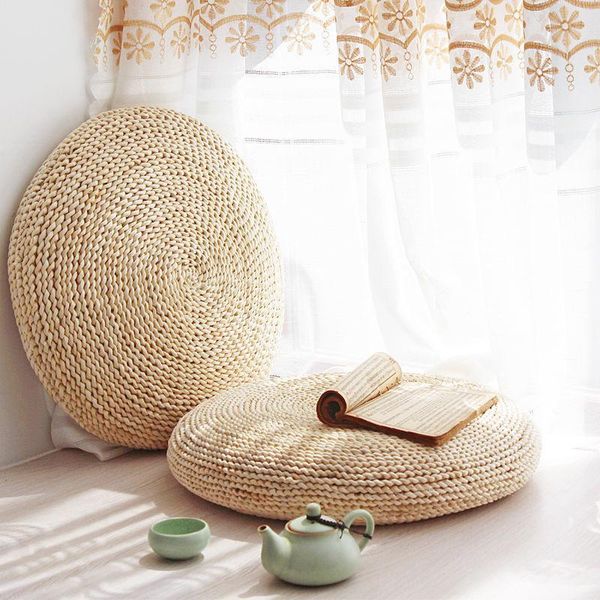 

cushion/decorative pillow grass-woven futon, cushioned meditation, round thickening, japanese tea ceremony on the floor, refreshing and brea