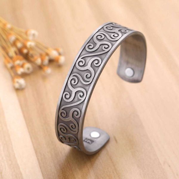 

likgreat triskel triskelion ancient celtics knot symbol bangles silver color magnetic cuff bracelet vintage health care jewelry q0719, Black