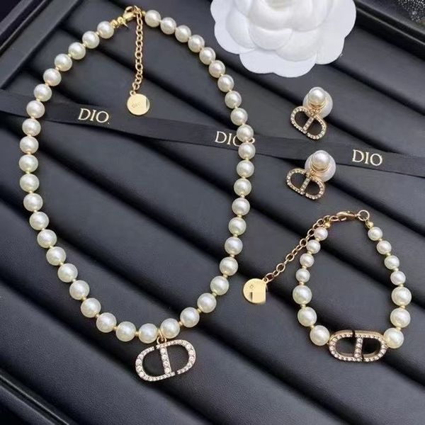 

70% off outlet online family new pearl necklace nose necklace women's net red same earrings bracelet, Black