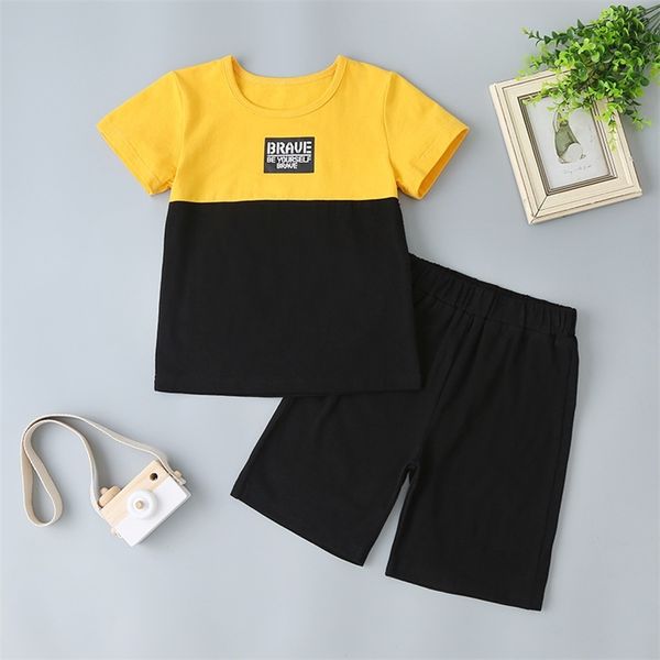 Pagliaccetti per neonati estivi T-shirt patchwork a maniche corte Pantaloncini neri Costume per neonate 18M-6T 210629