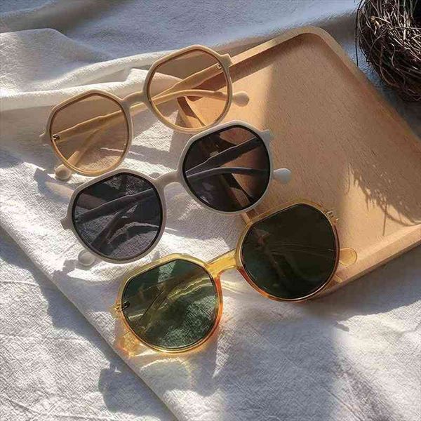 

sunglasses trends fashion retro big box round glasses lenses men women designer glasses for driving a car decorative, White;black
