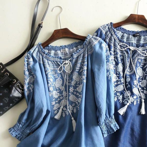 

2021 new fashion spring casual denim shirt women v neck tassel loose boho ethnic vintage embroidery blouse blusa feminina, White