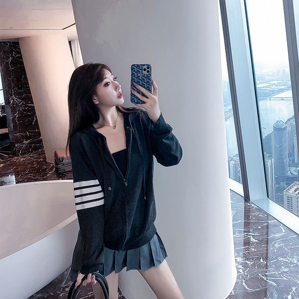 

men's and women's 2021 spring autumn new foreign style cardigan hooded zipper backed loose coat sweater, White;black