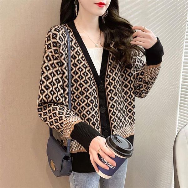 

women's knits & tees 2021 early autumn retro contrast color jacquard ladies sweater cardigan all-match rhomboid coat, White