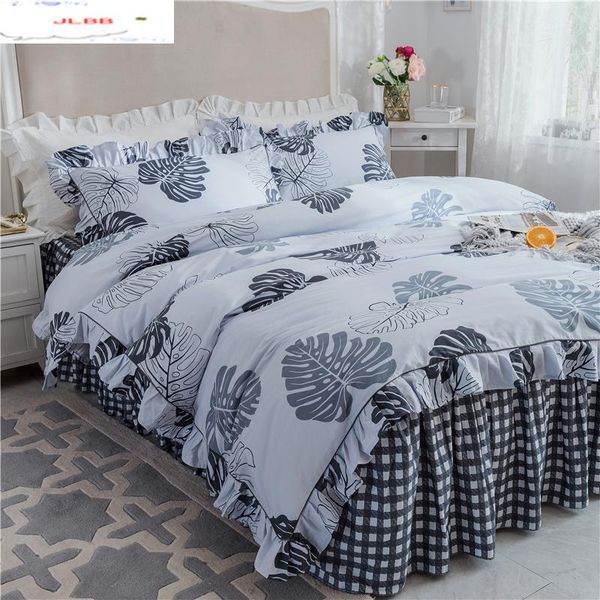 

europe luxury bedding set 40s white color duvet cover set king  full twin size bed skirt pillowcases leaves bedclothes