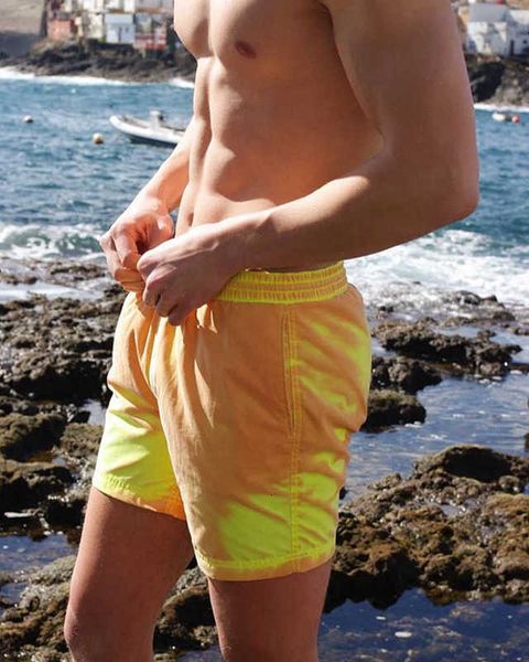 

men's changing color in water beach oversize swimming trunks, White;black