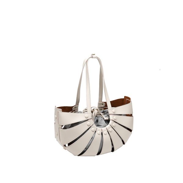 

handbag hollowed out vegetable basket children's bag 2021 design fashion single shoulder messenger mother, Black;red