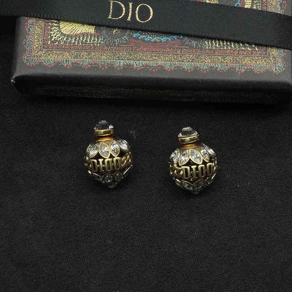 

70% off fashion full luxury sense letter 925 silver needle feminine earrings