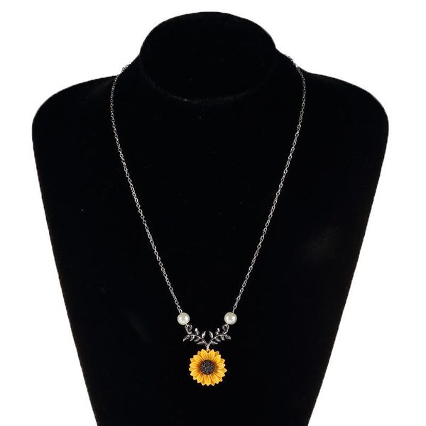

pendant necklaces sunflower necklace women sweet jewlery fashion retro accessories aesthetic love gift luxury friend flower chains romantic, Silver
