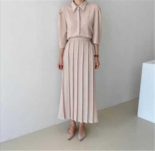 

2021 new arrivals korean chic french minimalist three quarter sleeve blouse shirt + retro pleasted skirts temperament women set, White