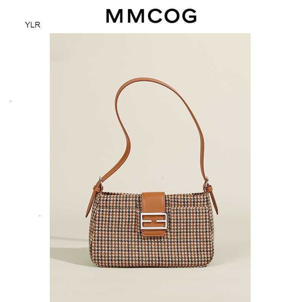 

hong kong women's bag 2020 new small thousand bird canvas with cowhide underarm