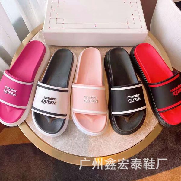 

2021 thick bottom mq summer wear 2021 flat bottomed outdoor meat antiskid couple round slippers luxurysss designersss shoes yw, Black