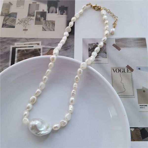 

chokers fashion exaggerated irregular freshwater pearl heteromorphic baroque short necklace clavicle chain, Golden;silver