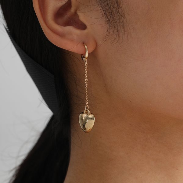 

jewelry personality simple copper fashion street shoot small fresh peach heart earrings female, Silver