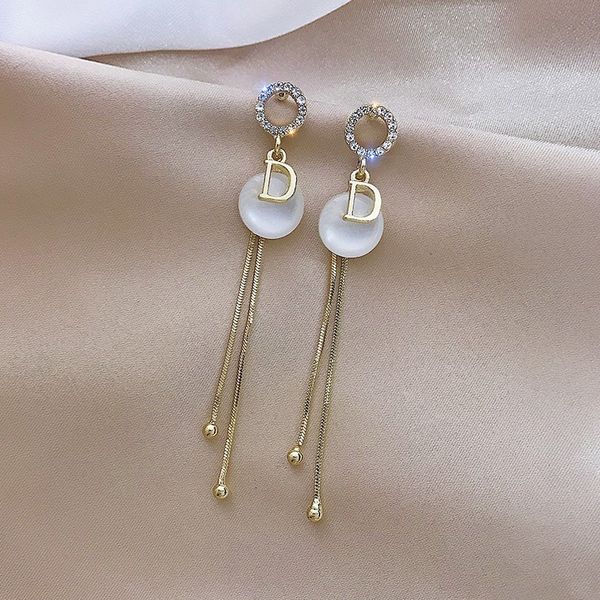 

korean cold wind long letter d earrings female 925 sier needle new fashion temperament cat's eye tassel, Golden
