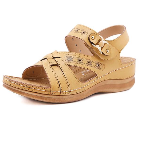 

2021 summer women retro soft leather hollow out platform casual sandals fashion comfortable open toe gladiator wedges shoes, Black