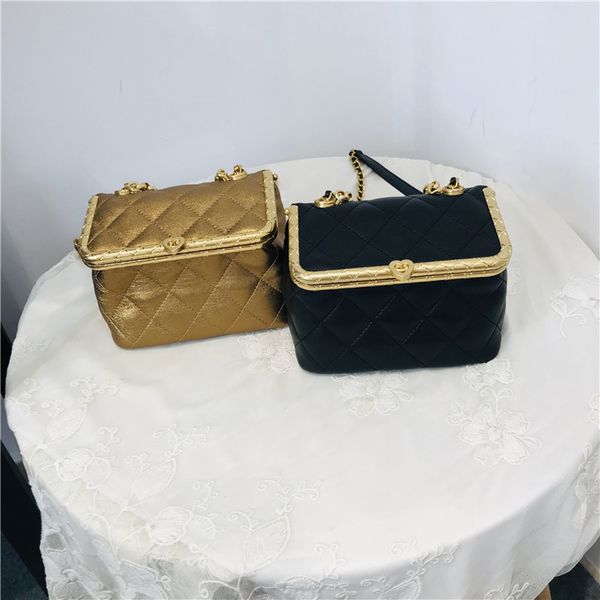

2021 new early autumn xiaoxiangzhen leather bag lipstick clip box single shoulder messenger rhomboid chain