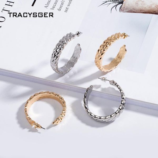 

stud ah-90013 /tracysger /chain exaggeration c- shaped earrings, Golden;silver