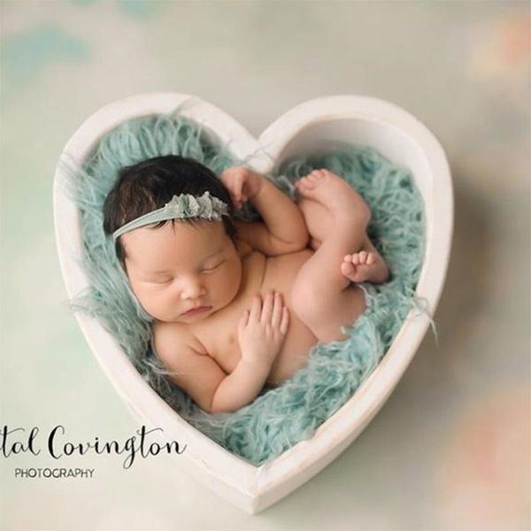

baby cribs born wooden heart-shaped portable kits full-moon kid's shoot beds cot accessories pography props infant cradles
