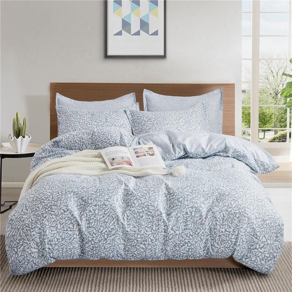 

bedding sets home polyester bedclothes flowers duvet cover include pillowcase nordic set light color comforter