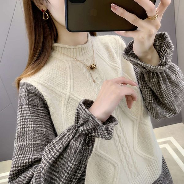 

trumpet sleeve loose korean spring 2021 new women's fake two-piece with backing sweater, White;black