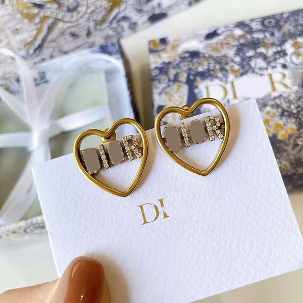 

2021 new net red same love 925 silver needle heart earrings female, Golden;silver