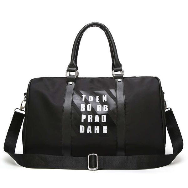 

fashion travel bag for men and women