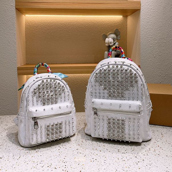 

27c/22c 2021 womens luxurys desingers backpack bags palm calfskin rivet strass rhinestones boys girls school large capacity with old flower