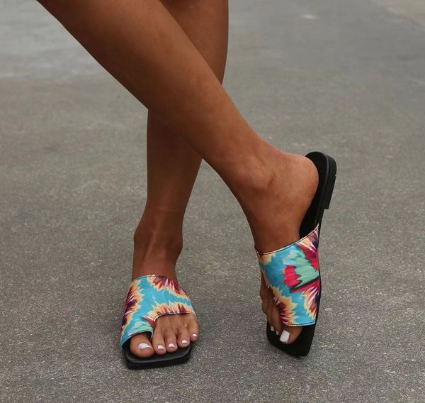 

2021 summer new style european and american foreign trade women's shoes flat large size pullover beach slippers, Black