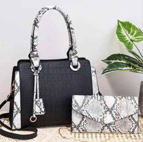 

wholesale women fashion shoulder bag large capacity two-piece printed handbags street trend contrast color leather handbag elegant snakeskin, Black;red