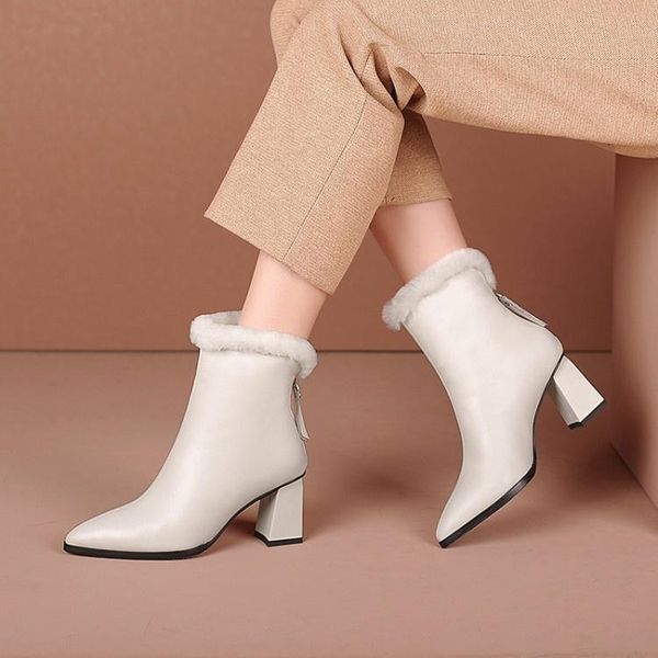 

boots 2021 cowhide short pointed thick heel pure wool snow back zipper women's shoes, Black