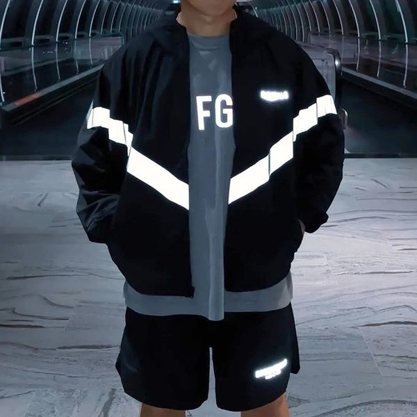 

2021 new reflective fog jacket men women 1:1 black windbreaker coat long ribbon essentials jackets nm99, Black;brown