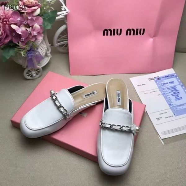 

slippers sandals 2021 new muller shoes square leather pearl chain baotou half slippers for women, Black