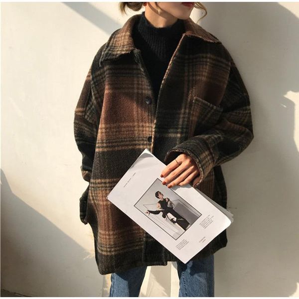 

coat female 2021 women's winter plaid wool blends vintage coat jacket check batwing sleeve korean woman coats outerwear ladies, Black