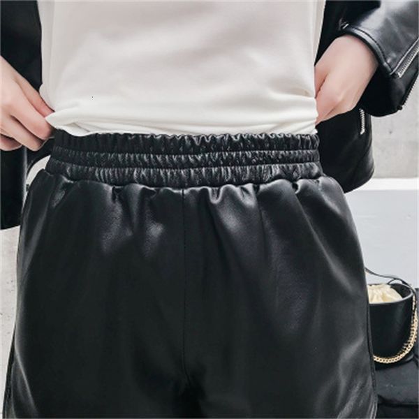 

2021 genuine new royal fashion sheep leather shorts r49 kpbw, White;black