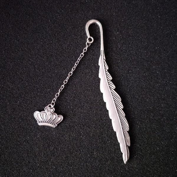 Markmark Glow in the Dark Feather Crown Luminous Silver Bookmarks Page Marker Metal Book Acessórios