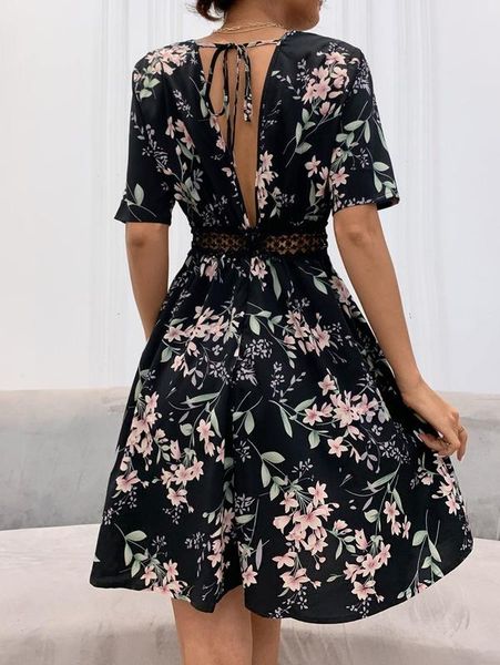 

contrast lace tie back floral dress she, Black;gray
