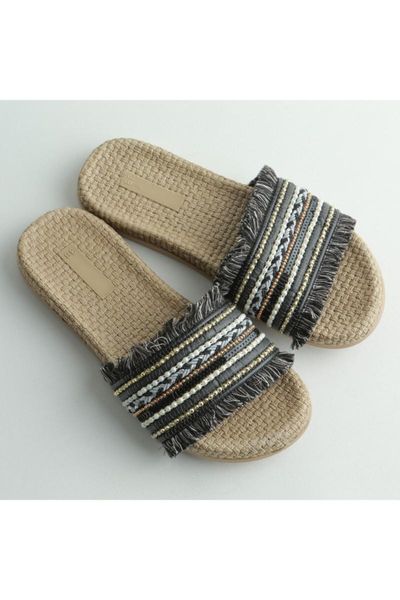 

slippers women's black