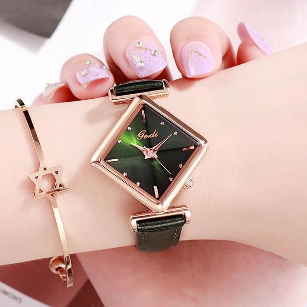 

wristwatches women's watch fashion and trends in the belt diamond characteristics watches women classic wild wrist table small, Slivery;brown