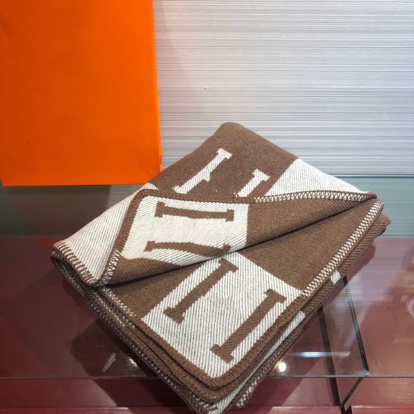 Cobertor de caxemira Xales Moda Sofá de luxo Colcha de ar condicionado Xale de lã quente Lenços de marca para homens e mulheres 165*135