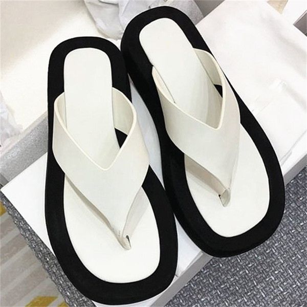 

classic fashion new ladies comfortable leisure female slippers flat simple trendy shoes cowhide all-match flip flop, Black