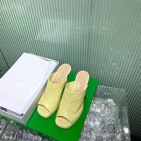 

2021 women slides womens scuffs slipper luxurys designers shoes high heels genuine leather lady paris summer beach pumps, Black