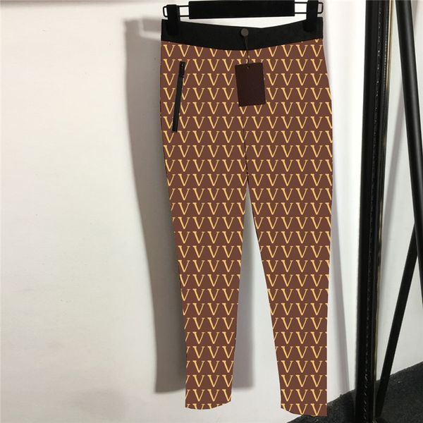 

vintage letter printed slim pants zipper pocket leggings soft elastic autumn winter women tights with tags, Black;white