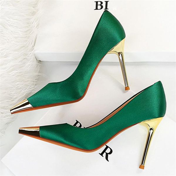 

dress shoes 2021 women 9.5cm high heels silk satin stripper pumps lady wedding bridal cap toe green valentine scarpins fetish, Black